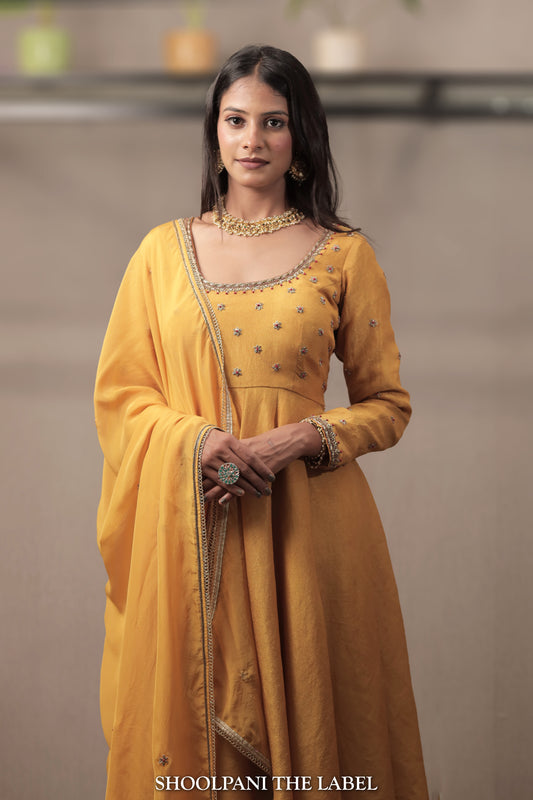 Golden Radiance: The Vasant Anarkali Style Kurti Set