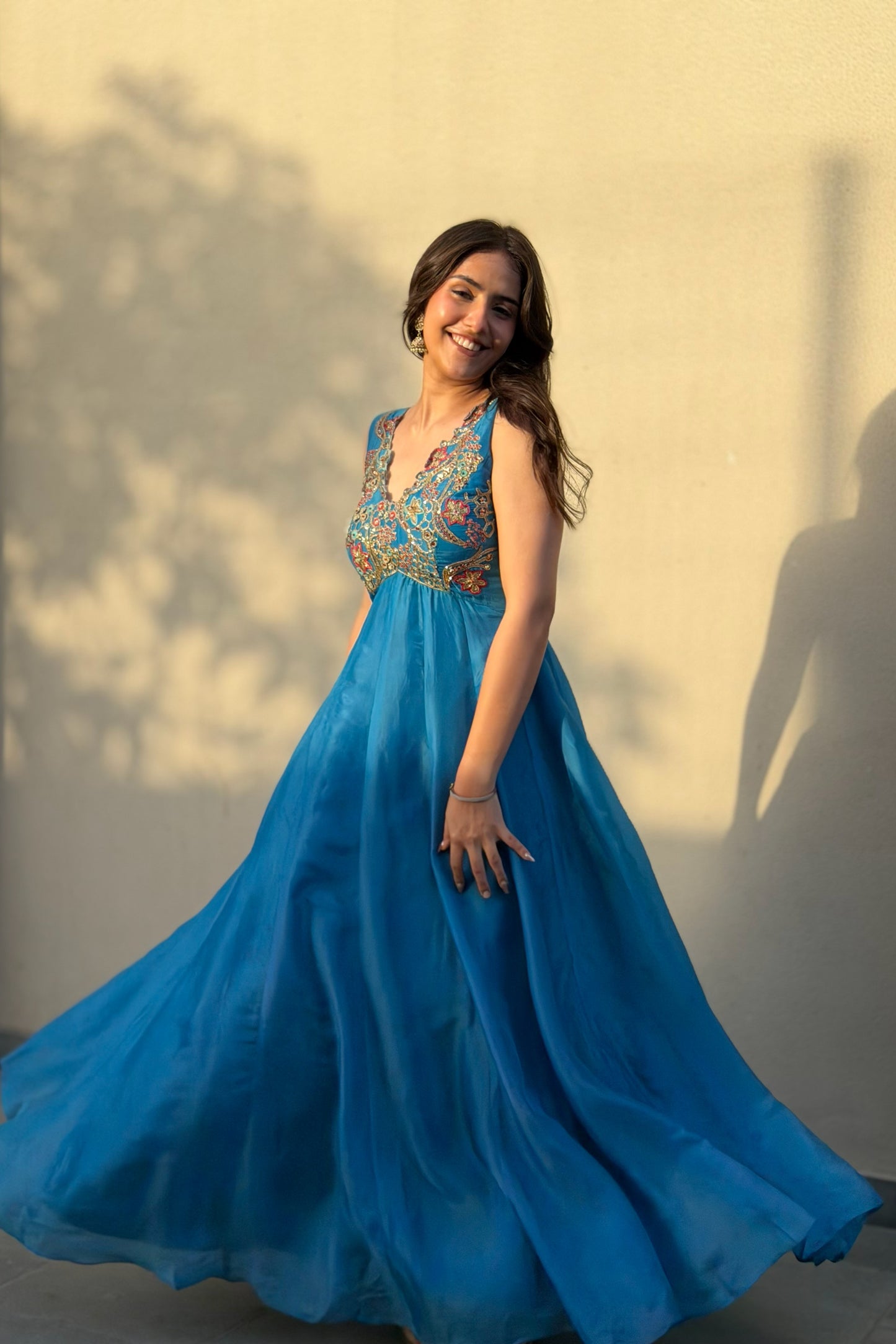 Aari Scalloped Anarkali Set — Zari Hand-Embroidered Habotai Silk & Organza Dupatta in Cerulean Blue
