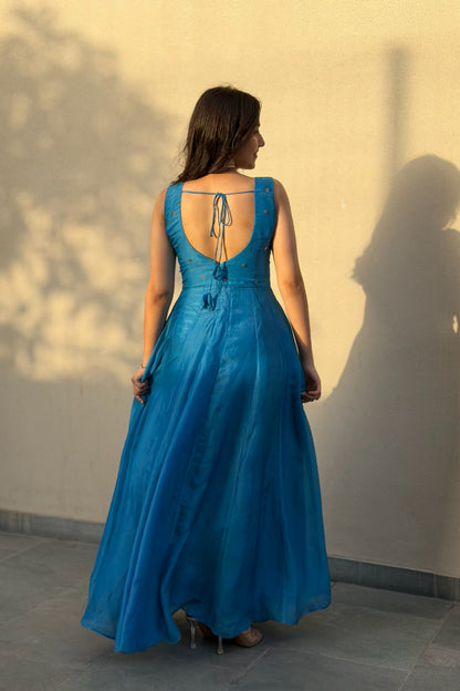 Aari Scalloped Anarkali Set — Zari Hand-Embroidered Habotai Silk & Organza Dupatta in Cerulean Blue