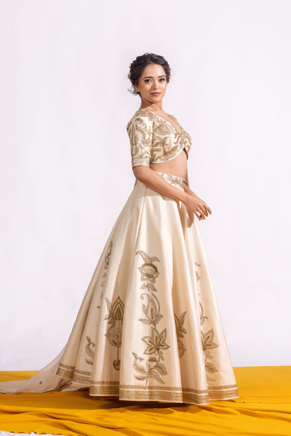Sitarah Ivory Bemberg Raw Silk Kalidar Lehenga Set — Heavy Zardozi Pitta with Organza Silk Dupatta